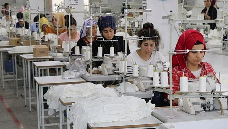 Milyonlarca Asgari Ücretli Temmuz'da Zam Bekliyordu: AK Parti'den Kesin Açıklama Geldi!