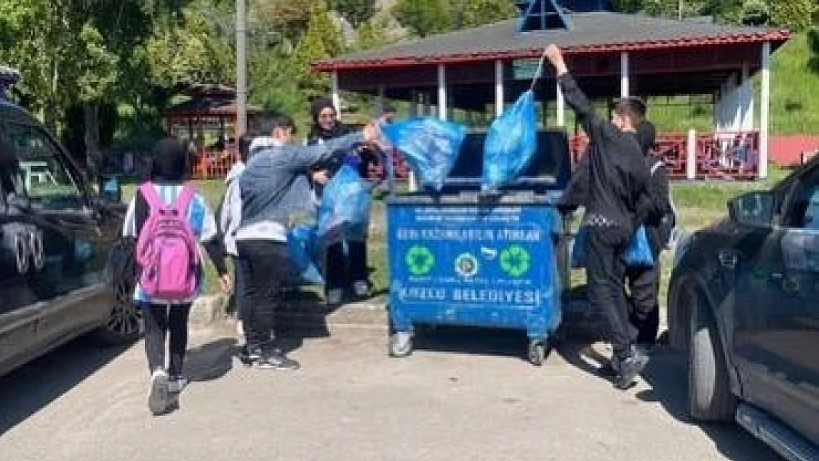 Minik öğrencilerden örnek davranış