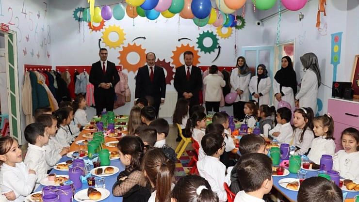 Minikler tekne orucu iftarında buluştu