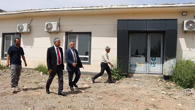 Müdür Akkan, Gerger'deki çalışmaları yerinde inceledi