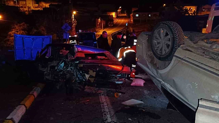 Trafik kazasında 1 ölü, 3 yaralı