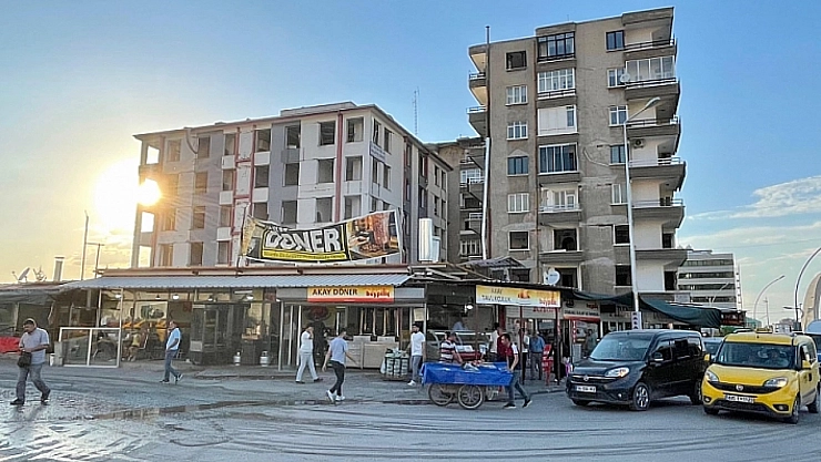 Niyazi Mısri'deki Esnaflar Oraya Taşınacak...!