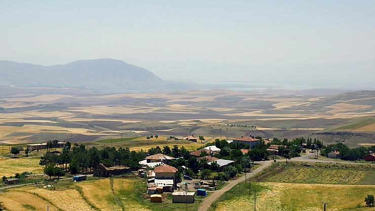O ilçe belediye başkanı, partisinden istifa ediyor!