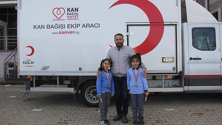 Öğrenciler ve veliler kan bağışı için seferber oldu