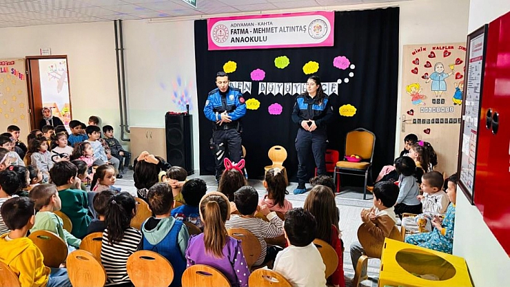 Öğrencilere polislik mesleği tanıtıldı