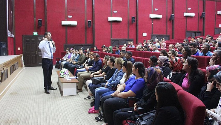 Okullar onlara emanet