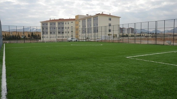 Okullara spor tesisi