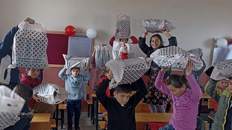 Onlar giyinsin biz ısınalım