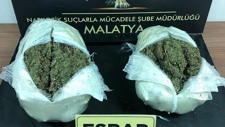 Esrara tutuklama