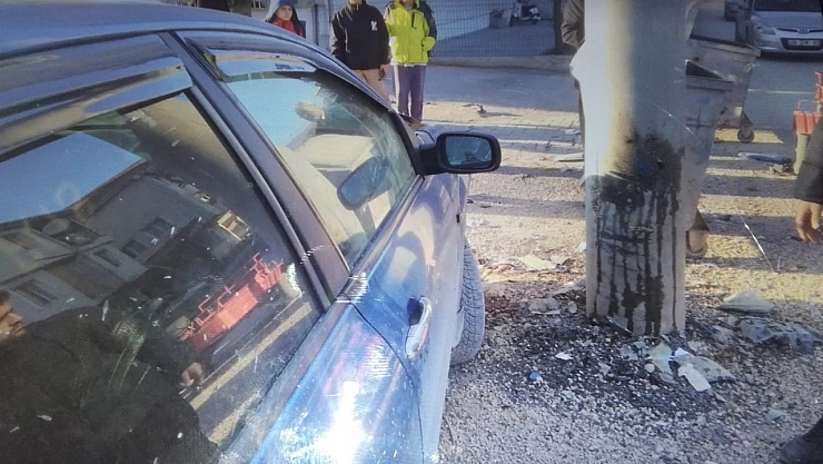 Otomobil ile çapa motoru çarpıştı: 1 yaralı