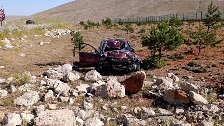 Otomobil takla attı: 2 yaralı