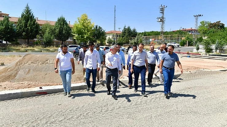 Özal mahallesine halı saha