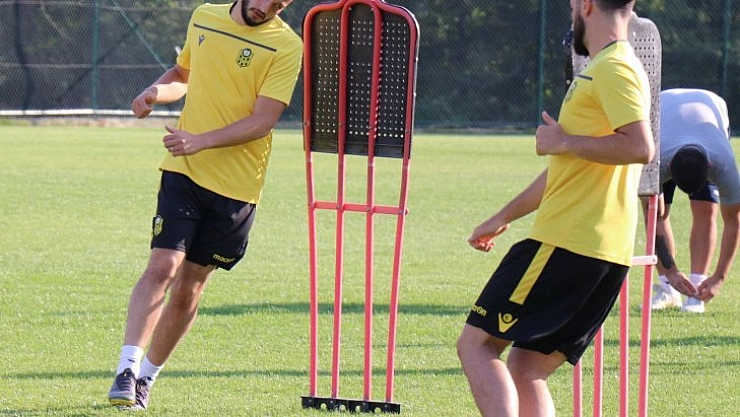 Özdemir kampa katıldı