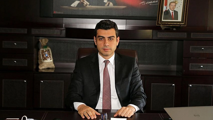 Özdemir göreve başladı
