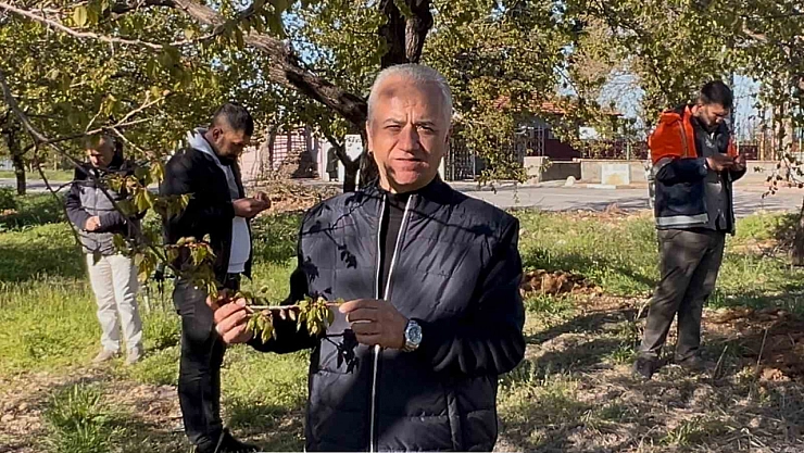 Özköse, 'El birliğiyle bu zor günleri atlatacağız'