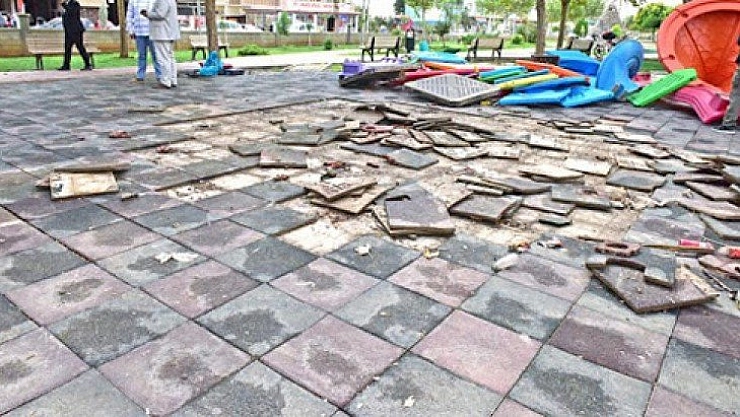 Parkların bakım ve onarımı