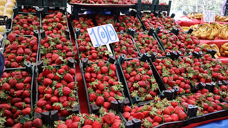 Pazarda şok fiyatlar! Domates 25 liraya kadar düştü…