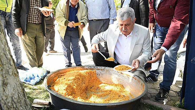 Pilav şenliğinde renkli görüntüler 