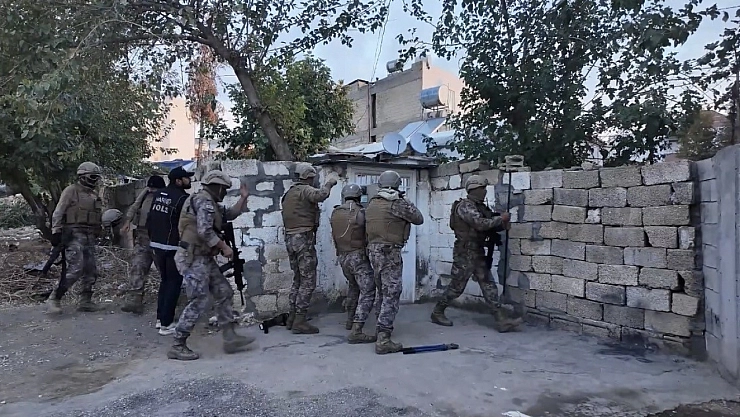 Polis operasyonunda 4 uyuşturucu şüphelisi tutuklandı