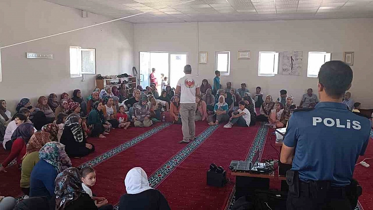 Polisten terör semineri