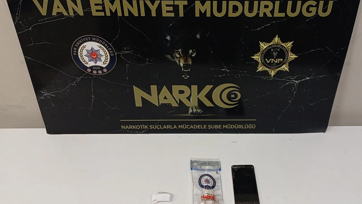 Polisten torbacı operasyonu