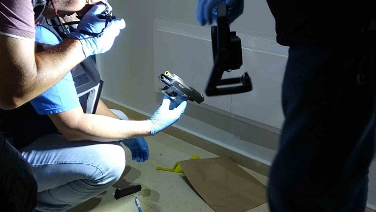 Posta kutusundaki tabanca korkuttu