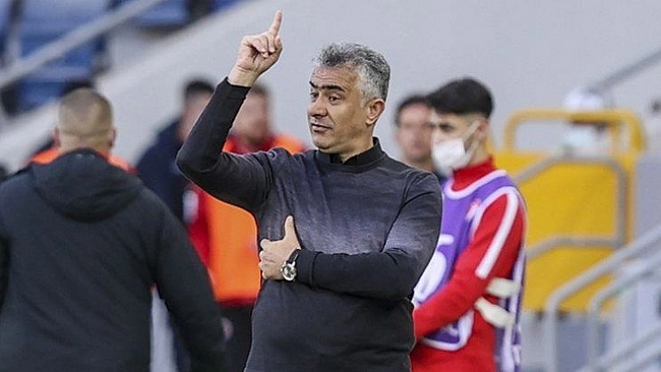Rakip kapalı oynadı