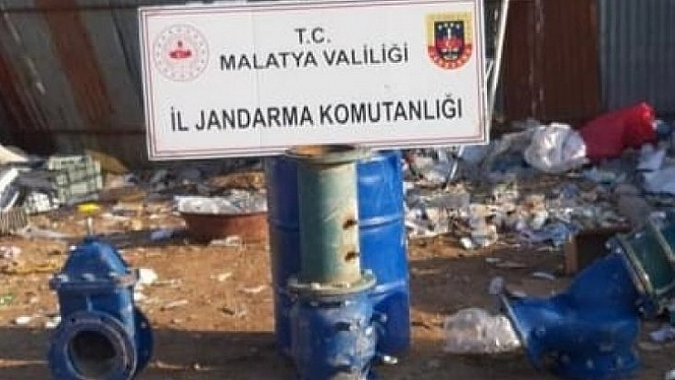 Hırsızlar kameralardan kaçamadı