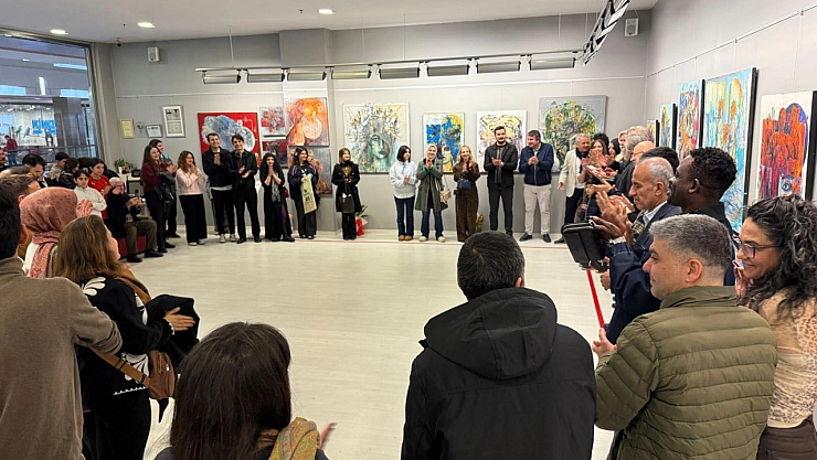 Ressam Atilla, SANKO Sanat Galerisi'nde sergi açtı