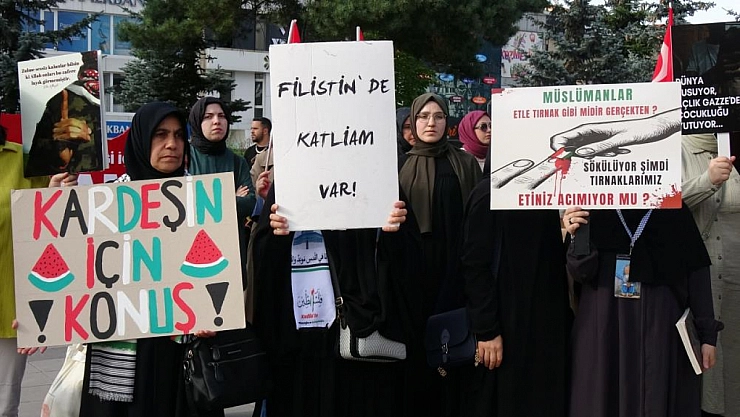 Sağlık çalışanları 90 haftadır Gazze için yürüyor