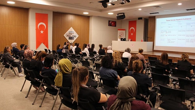 Sağlık çalışanlarına eğitim verildi