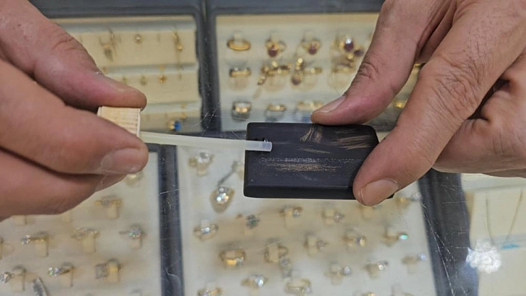 Sahte altına karşı mihenk taşlı önlem