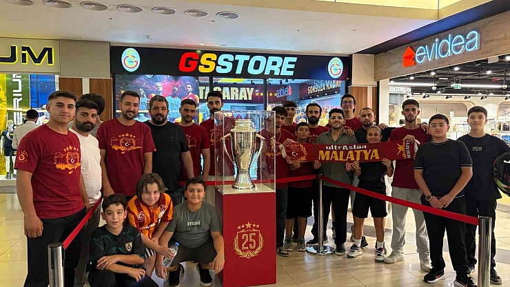 Malatya'da sarı kırmızı coşku: 25. Kupa GSStore'da ziyarete açıldı
