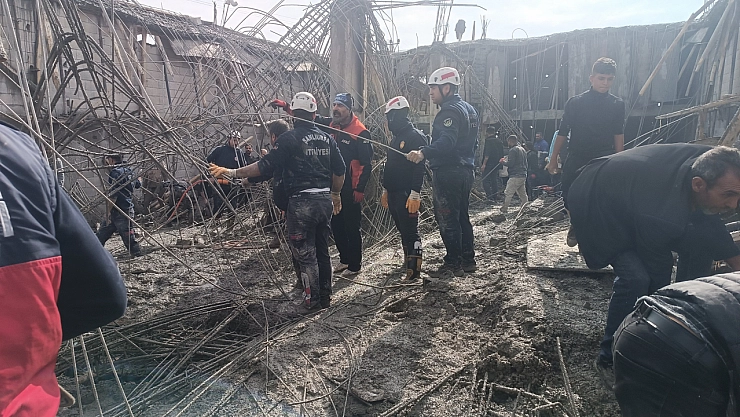 Şanlıurfa'da göçük faciası: 16 yaşında iki çocuk işçi hayatını kaybetti...