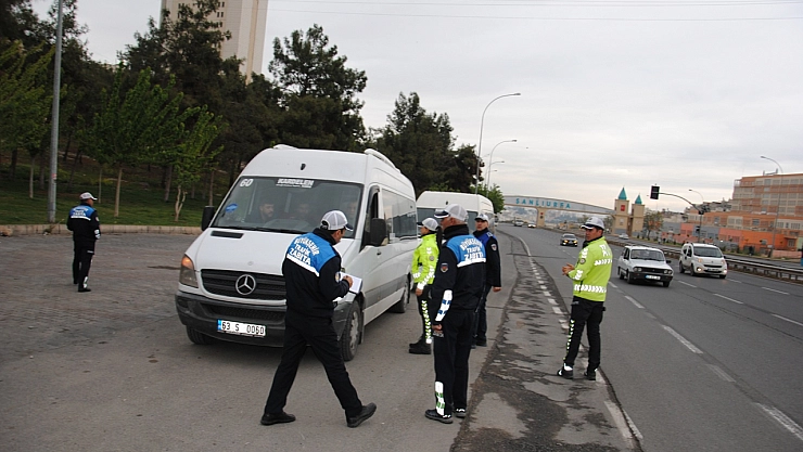 Şanlıurfa'da personel servis araçlarına denetim