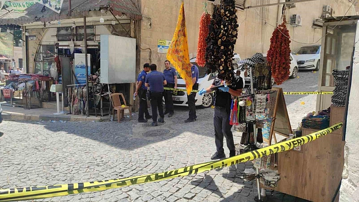 Silahlı ve bıçaklı kavga: 2 yaralı