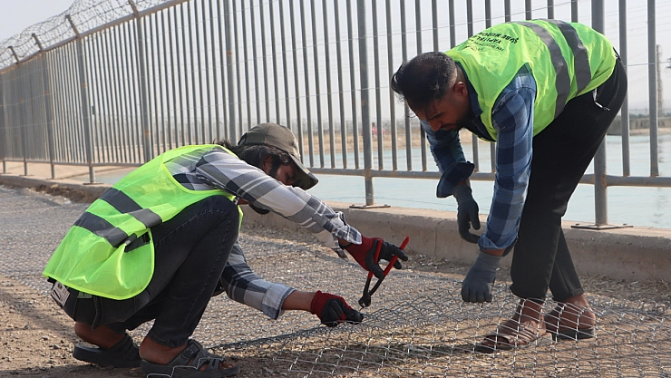 Şanlıurfa'da sulama kanalında can güvenliği için tel örgü önlemi