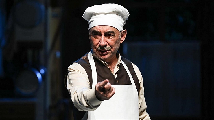 Şener Şen 'Zengin Mutfağı' oyunuyla son kez seyircilerle buluştu