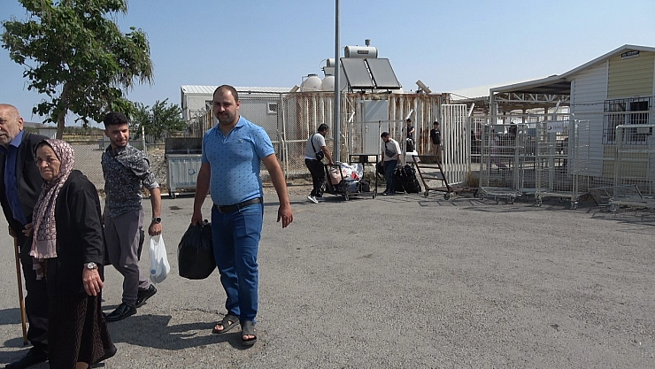 Sığınmacıların geri dönüş yolculuğu sürüyor