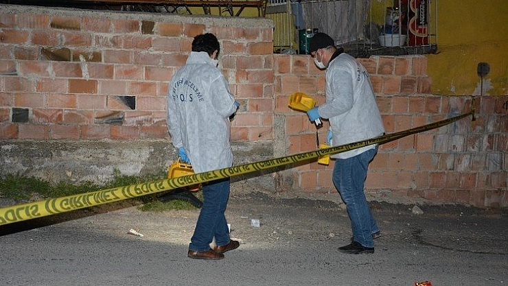 Silahlı kavgada iki kardeş yaralandı