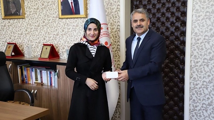 Bosna ödülünü kazandı