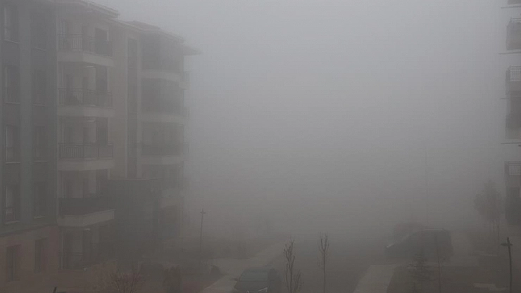 Sis etkisini sürdürüyor