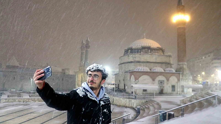 Baharı beklerken kışı yaşadılar