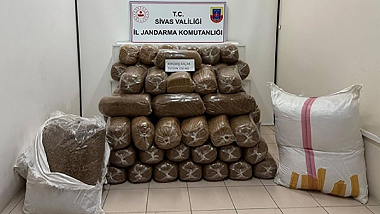 Sivas'ta binlerce kaçak sigara ele geçirildi