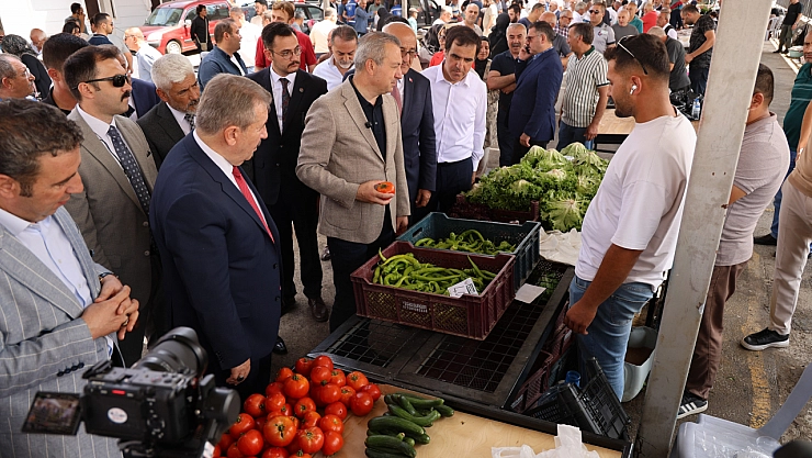 Sivas'ta Köy Pazarı açıldı