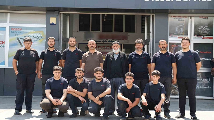 Üç kuşak Babalar Günü'nü birlikte kutladı