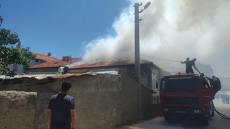 Sivas'ta yangın paniği