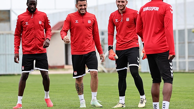Sivasspor, Antalyaspor maçı hazırlıklarını tamamladı