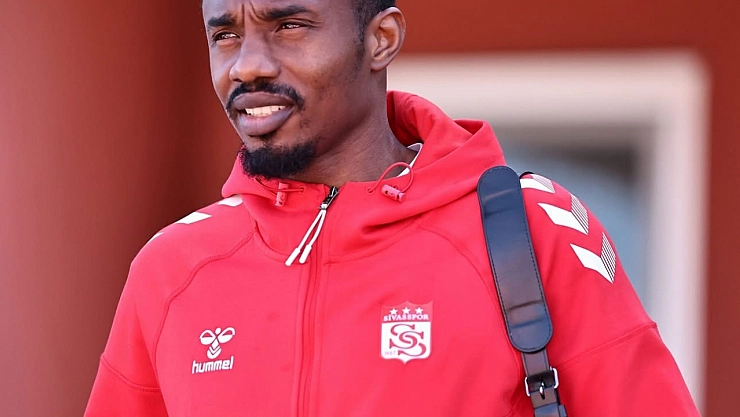 Sivasspor kafilesi Mersin'e gitti