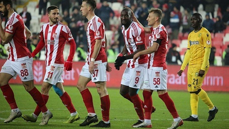 Sivas'ta dağıldık